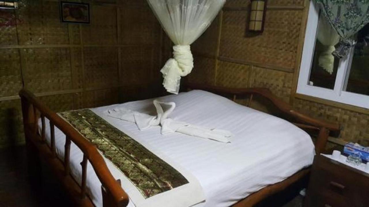 Soe Ko Ko Beach House & Restaurant Ngwesaung Eksteriør billede